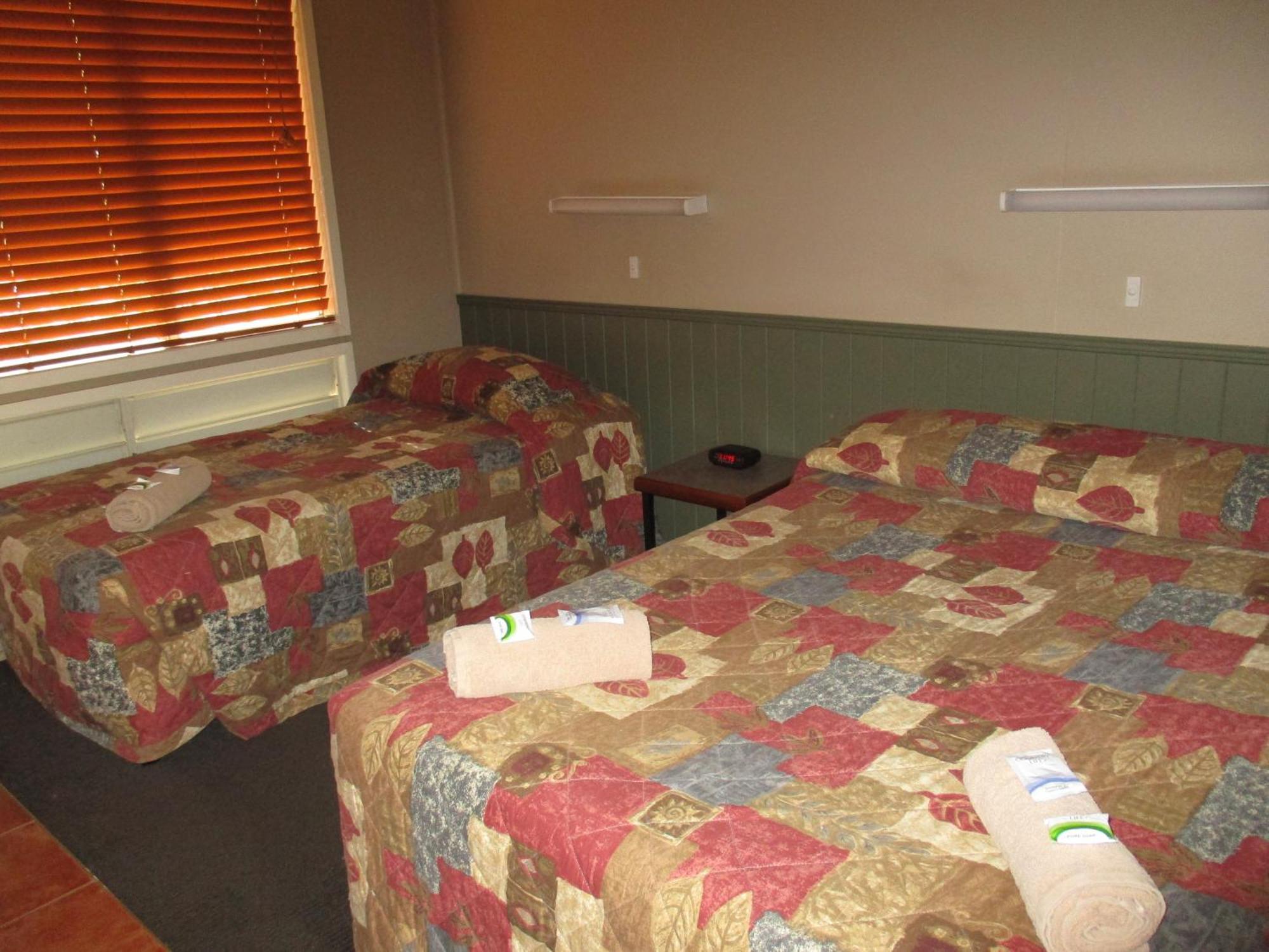 Barcaldine Country Motor Inn Eksteriør bilde