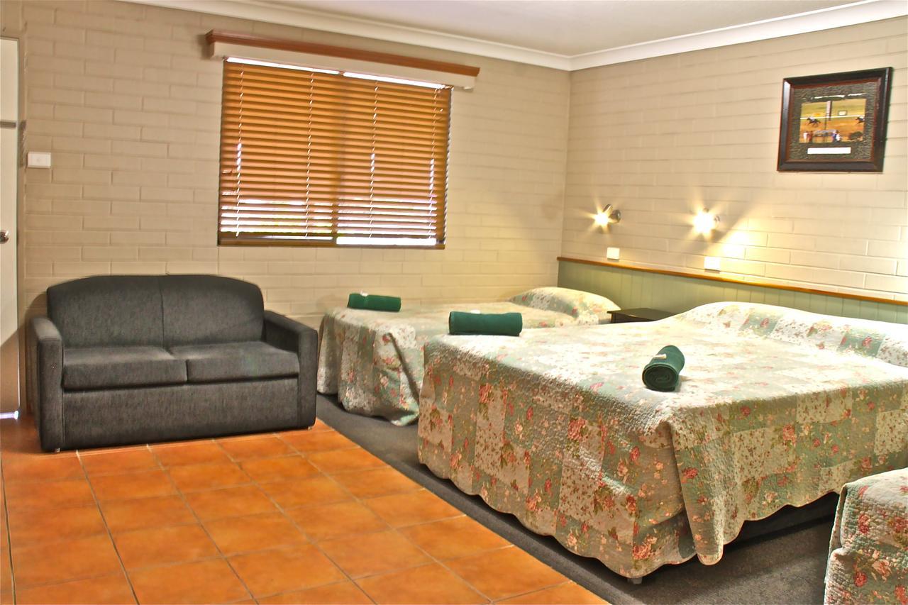 Barcaldine Country Motor Inn Eksteriør bilde