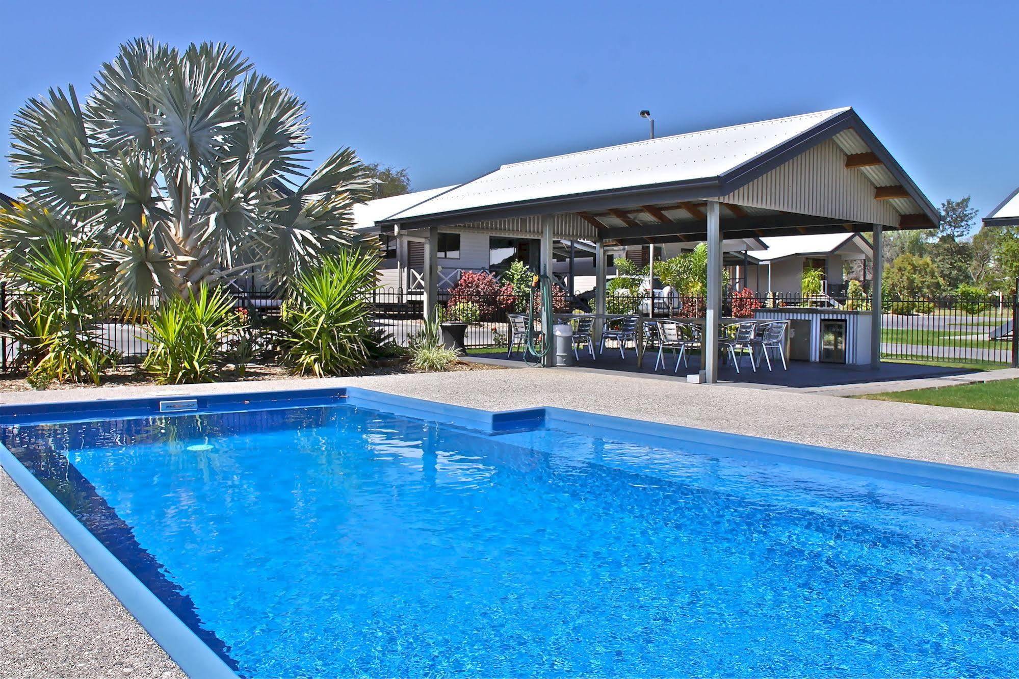 Barcaldine Country Motor Inn Eksteriør bilde